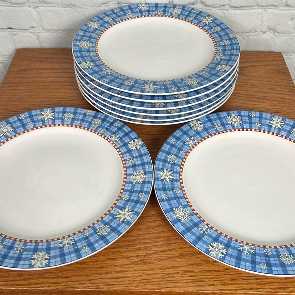 Set C- Snowflake dinner plates set of 2 by Sakura Debbie Mumm 11”